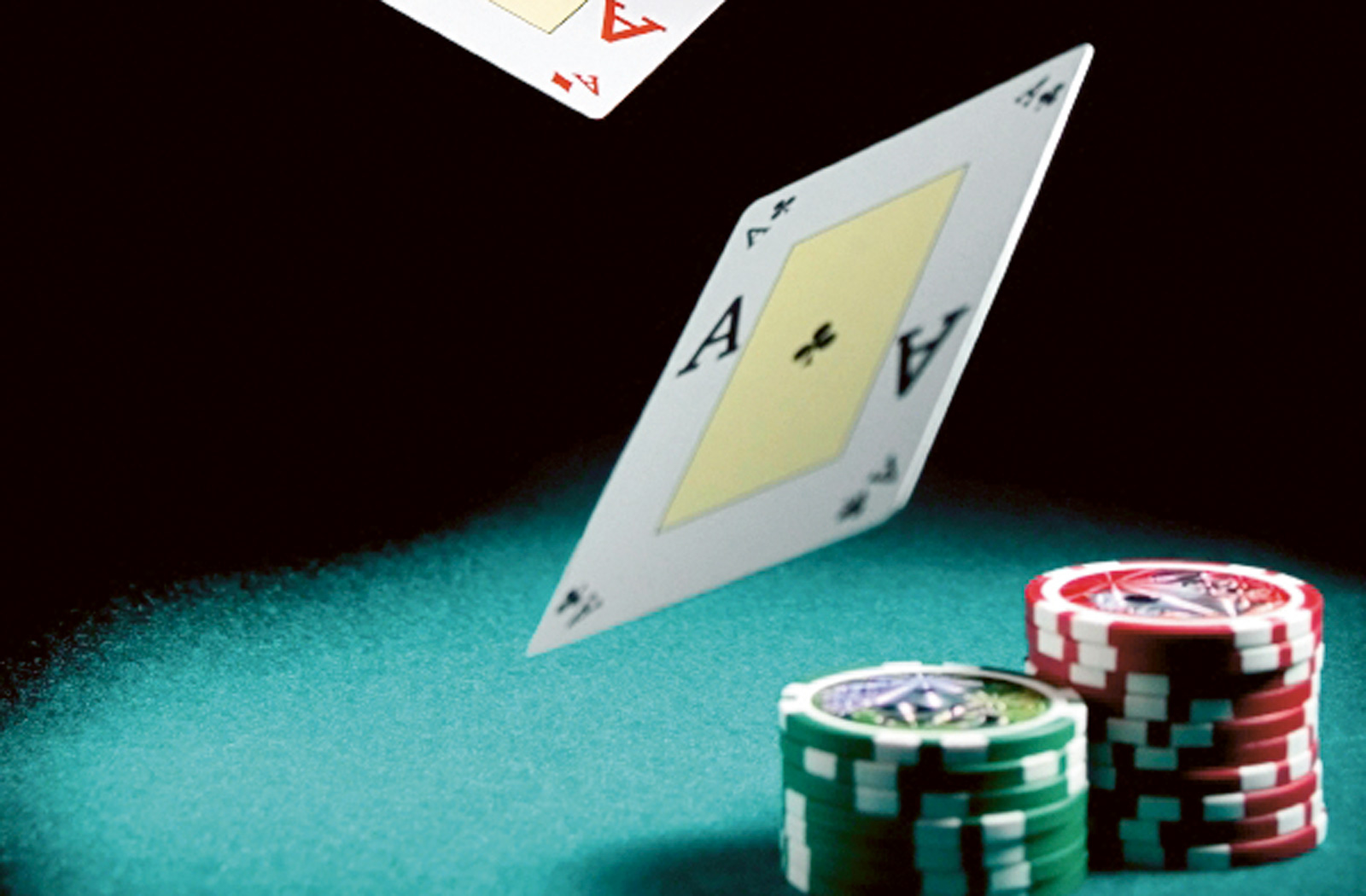 Develop Your Poker Playing Skills the Right way